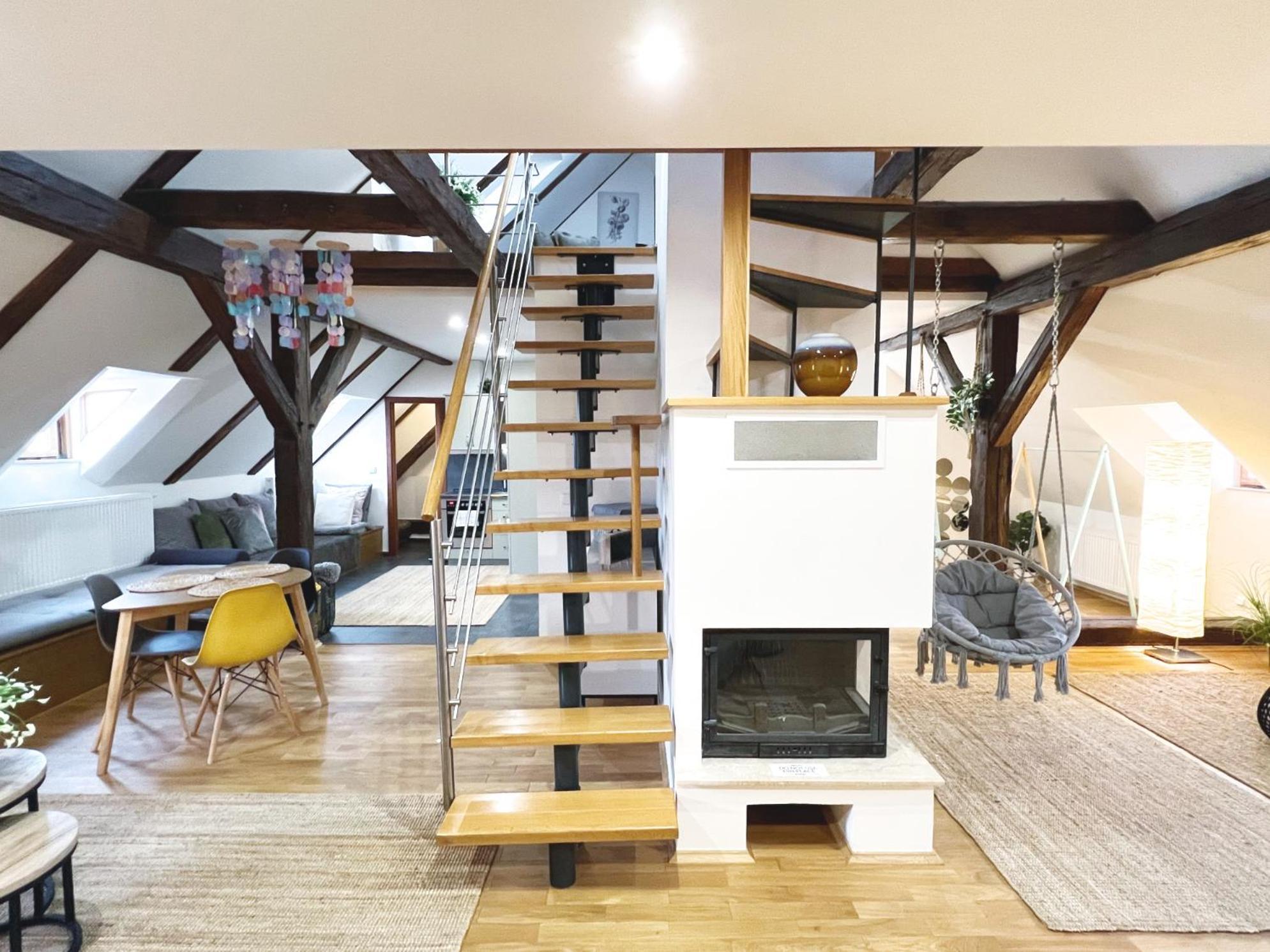 Charles Bridge Apartment