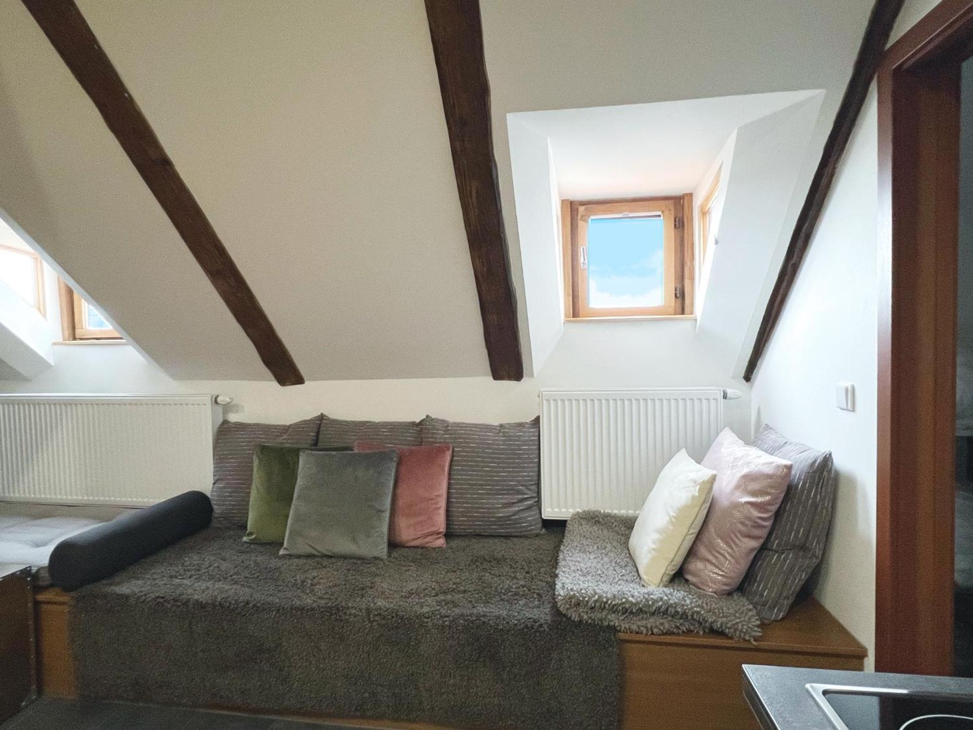 Charles Bridge Apartament *