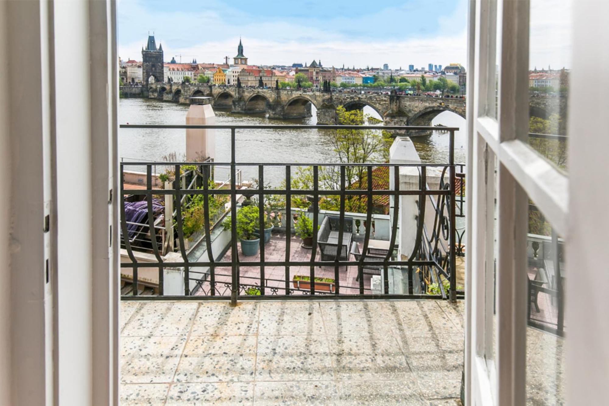 Charles Bridge Прага