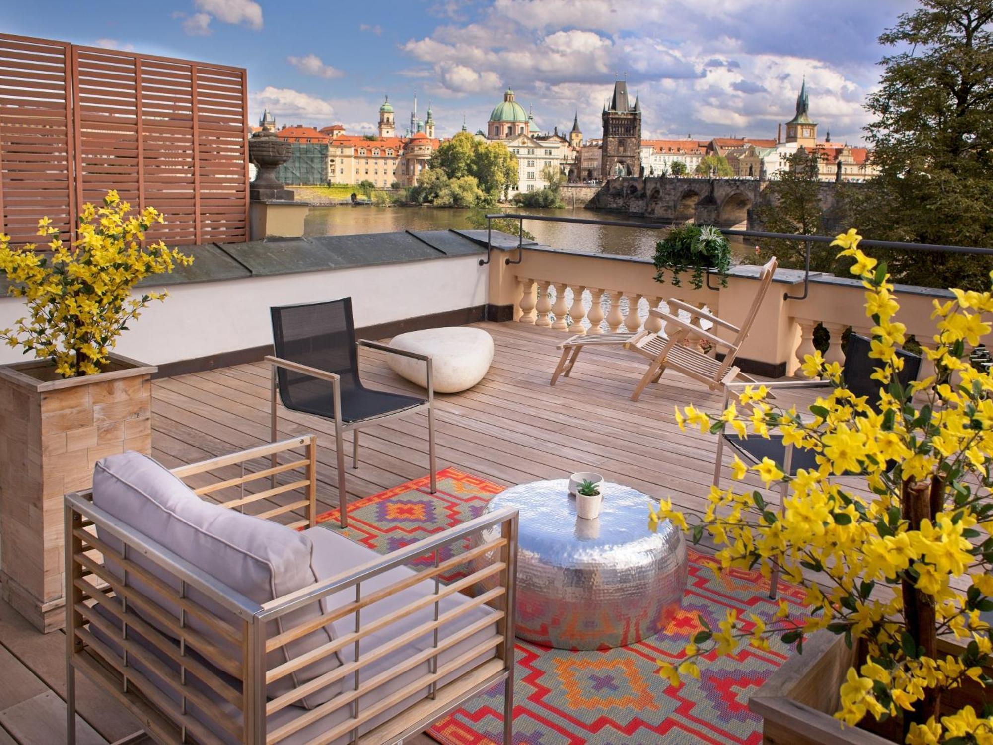 Charles Bridge Apartament Praga